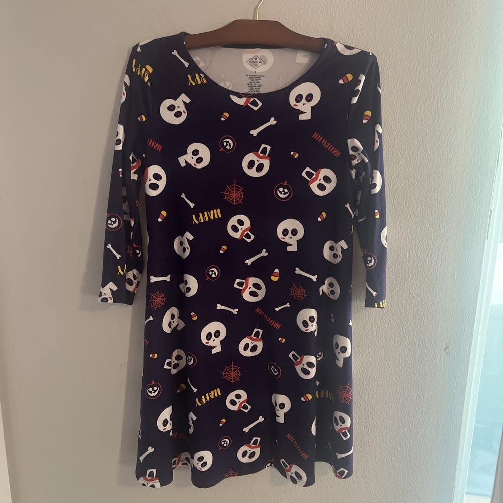 Dress Skulls‎ Women's S size, St John's Bay, Purple Color